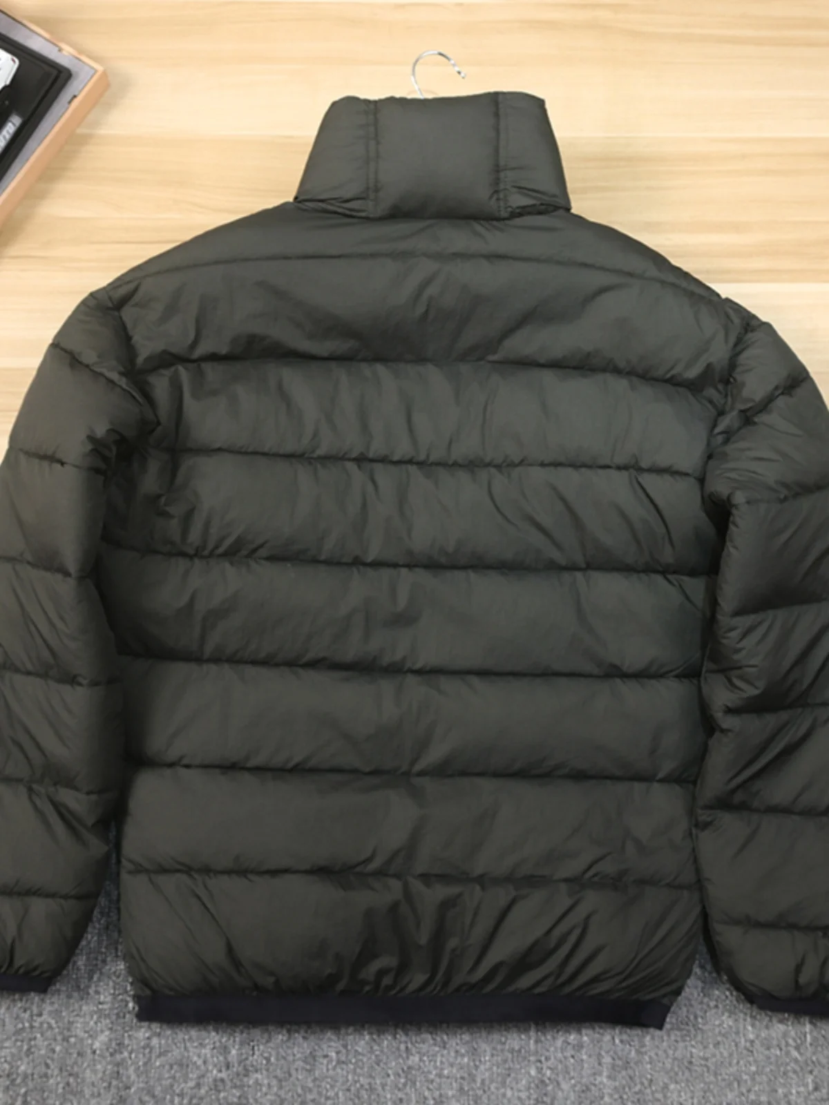 معطف دافئ خفيف الوزن للرجال من Thiened كاجوال من القطن بياقة واقفة وطبقة مزدوجة Ne European Simple Faion Urban Sle