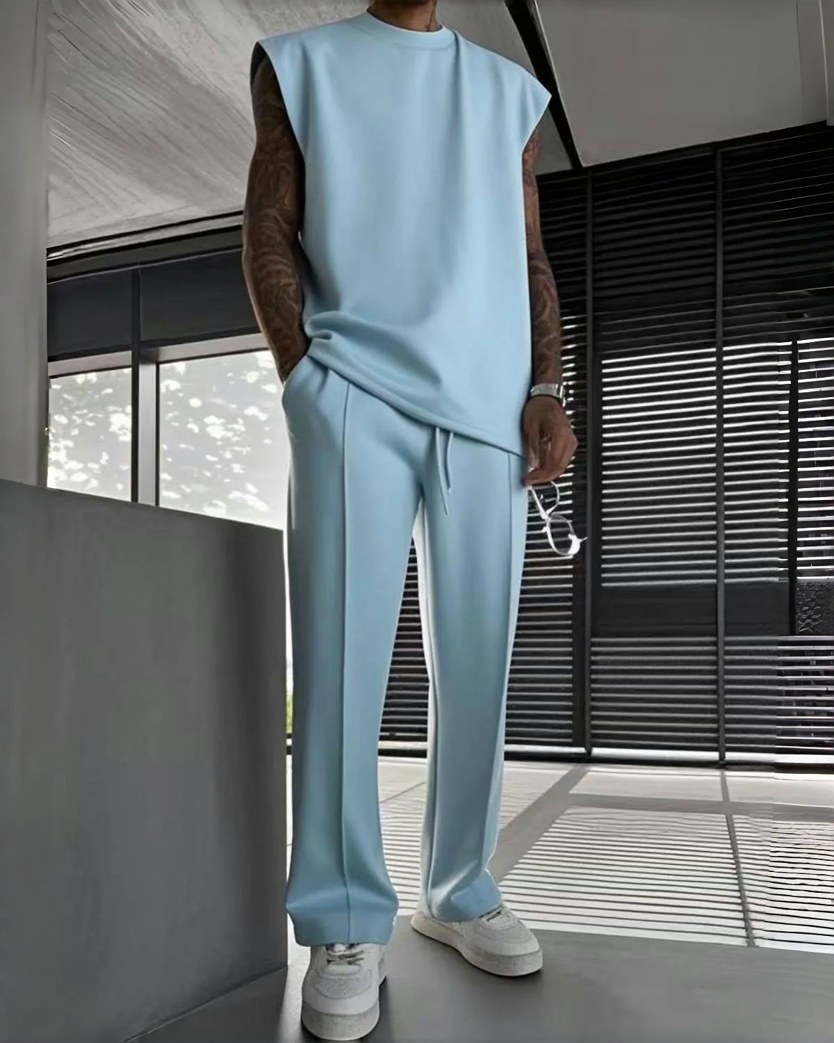 2026 Sommer Neu Herren Einfarbiges Ärmelloses Westen- und Hosen-Set (2-teilig) – Lockerer Sport-Casual-Streetwear Atmungsaktives Alltags-Mode-Outfit – Detail 4