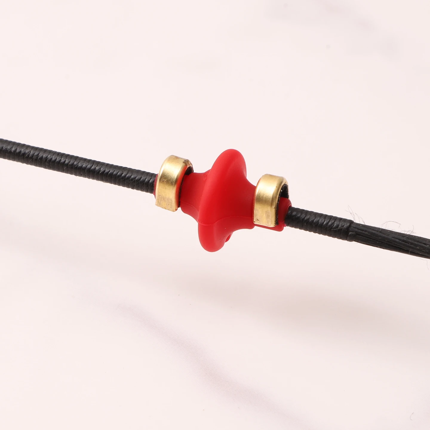 

Archery Positioning Lip Bead Bowstring Kissing Button With Copper Buckles Improve Accuracy Bow Shooting Accessories