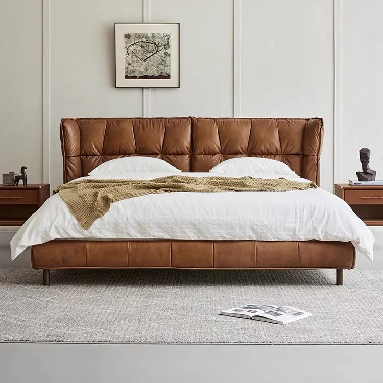 سرير جلدي، سرير زفاف بسيط وحديث، غرفة نوم رئيسية، سرير مزدوج إيطالي بسيط