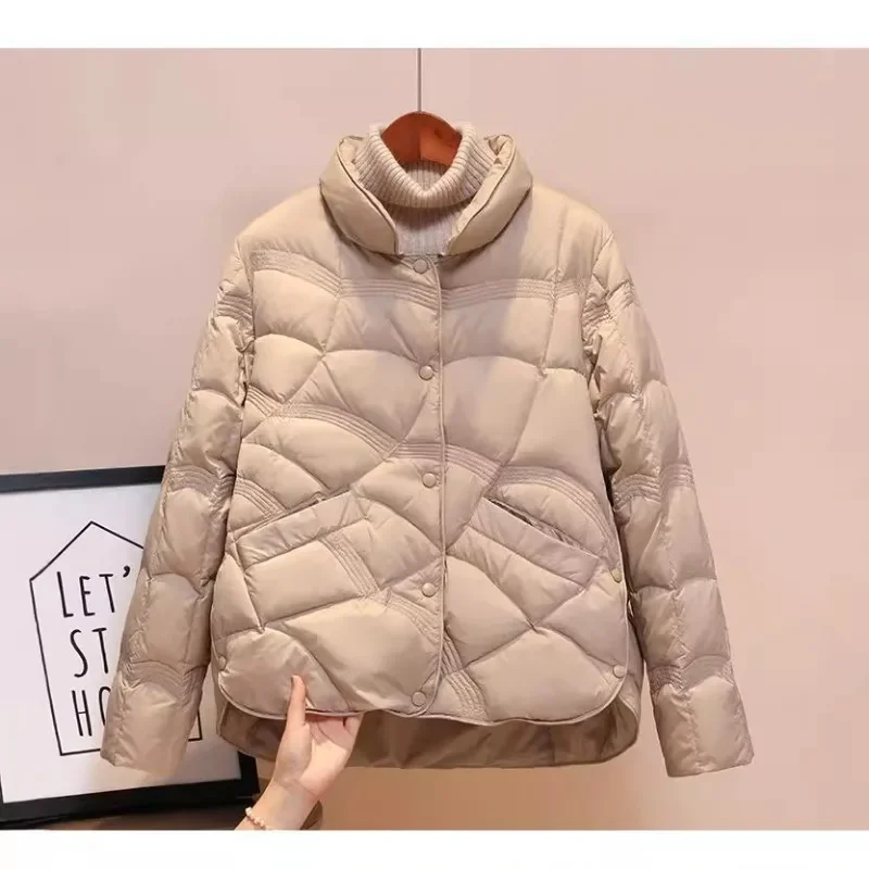 Damska kurtka jesienno-zimowa, krótki fason, lekka, cienka, ocieplana bawełną, płaszcz damski, casualowa, stójka, pikowana, ciepła odzież damska.