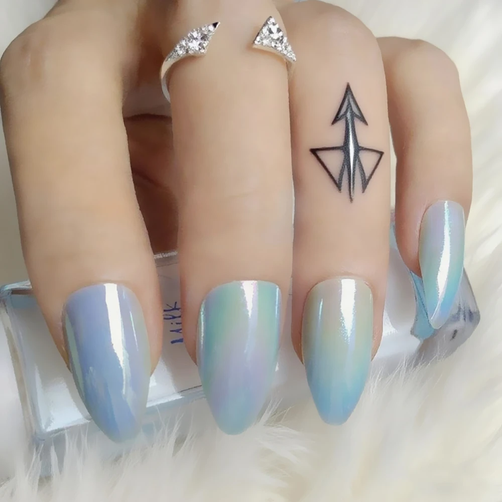 24Pcs Holographic Short Stiletto Press on Nails Reusable Fake Nails with Glue Sticker DIY Manicure Accessories