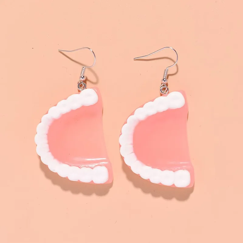 Exaggerated Spoof Denture Pendant Earrings For Women/Men Halloween Accessories Creative Resin Horror 3D Tooth Earrings Gift