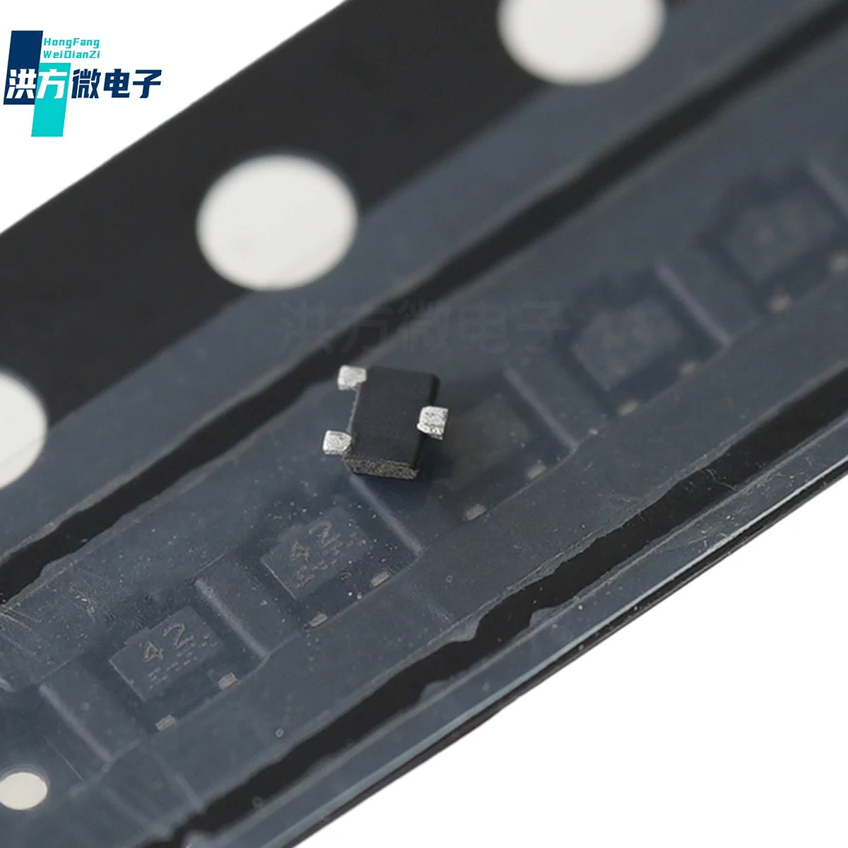 مقاوم متحيز للمحول الرقمي الأصلي ، مدمج ، من من من من من من ، من 50 فولت ، 100 مللا ، 1 NPN تحيز مسبق ، VMT3 SOT-، DTC043ZMT2L ، علامات: 42 ، 10-