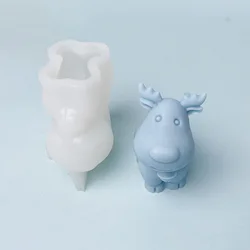 Bell-Adorned Tilted-Head Reindeer Silicone Mold – Festive Christmas Crafting Tool