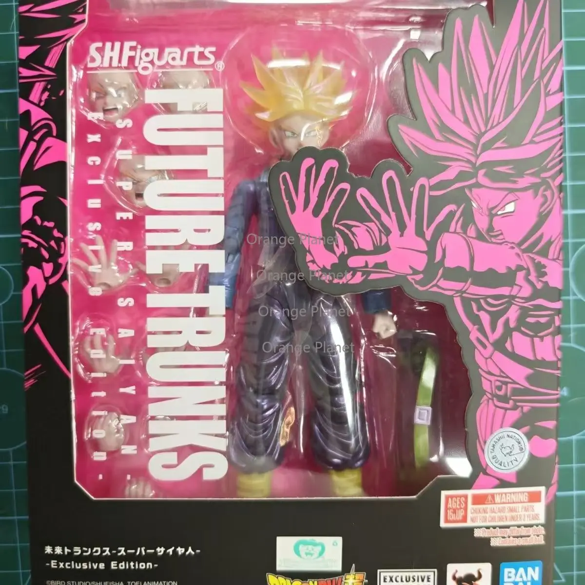 In Stock Bandai S.H.Figuarts Dragon Ball Future Trunks Anime Character Articulated Action Figure Model