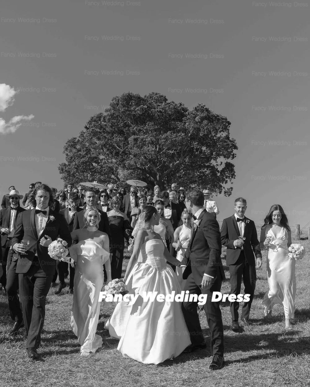 Robe de mariée en Satin doux avec nœud élégant, ligne A, sans bretelles, dos nu, Corset, longueur au sol, personnalisée, dubaï, arabie saoudite