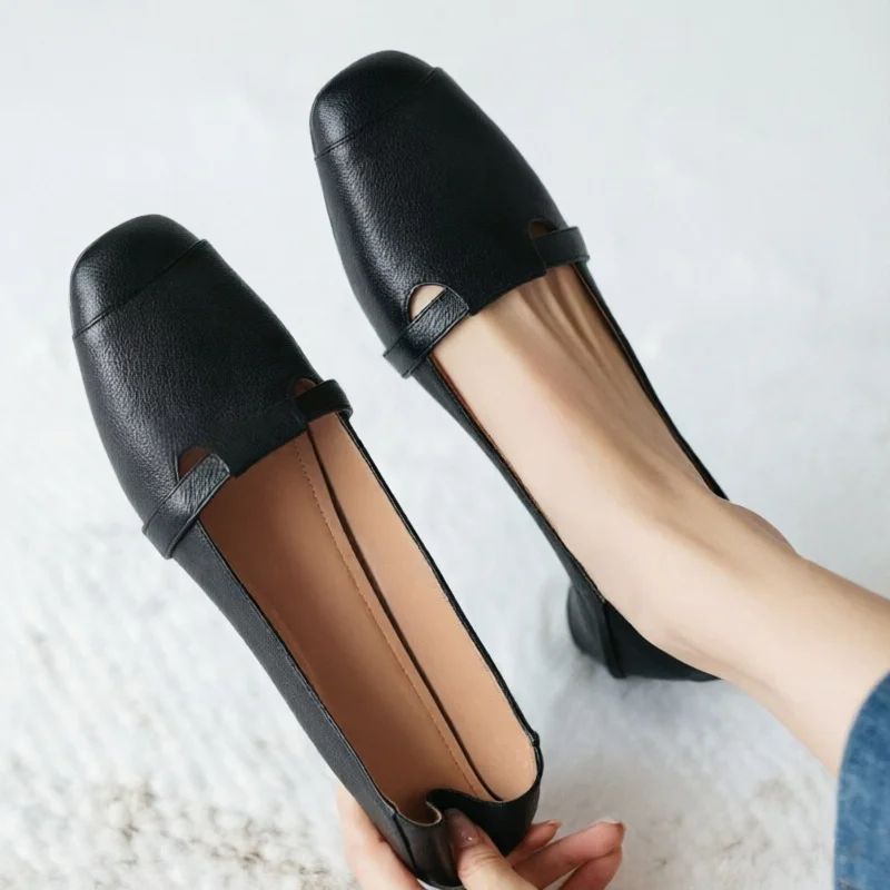 Damen Vintage Zweifarbige Mary Jane Flats, Eckige Leder-Loafer mit Knöchelriemen, Klassische Beige und Braune Farbblock-Schuhe