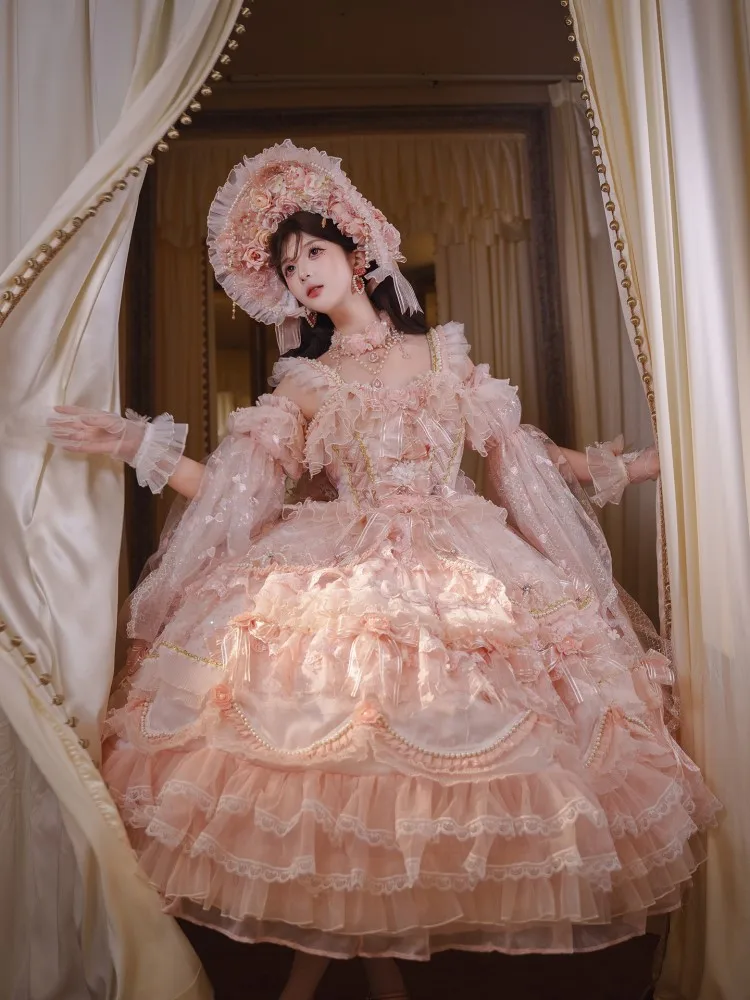 Un lussuoso abito elegante, alla moda e dolce per il matrimonio