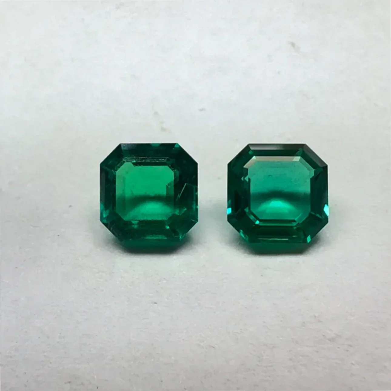 

Lab Grown Emerald Hand-cut Hydrothermal Emeralds Asscher 7x7mm 2pcs Gemstone for Diy Jewelry Making Selectable AGL Certificate