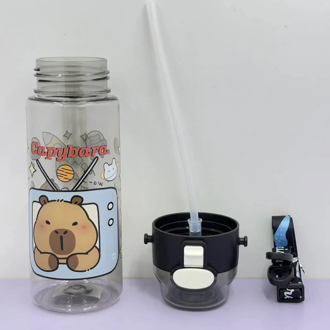 Capybara Cartoon 550ml Portable Large-capacity Water Bottle Sports Straw Cups Student Plastic Water Cups Drop-resistant Bottle