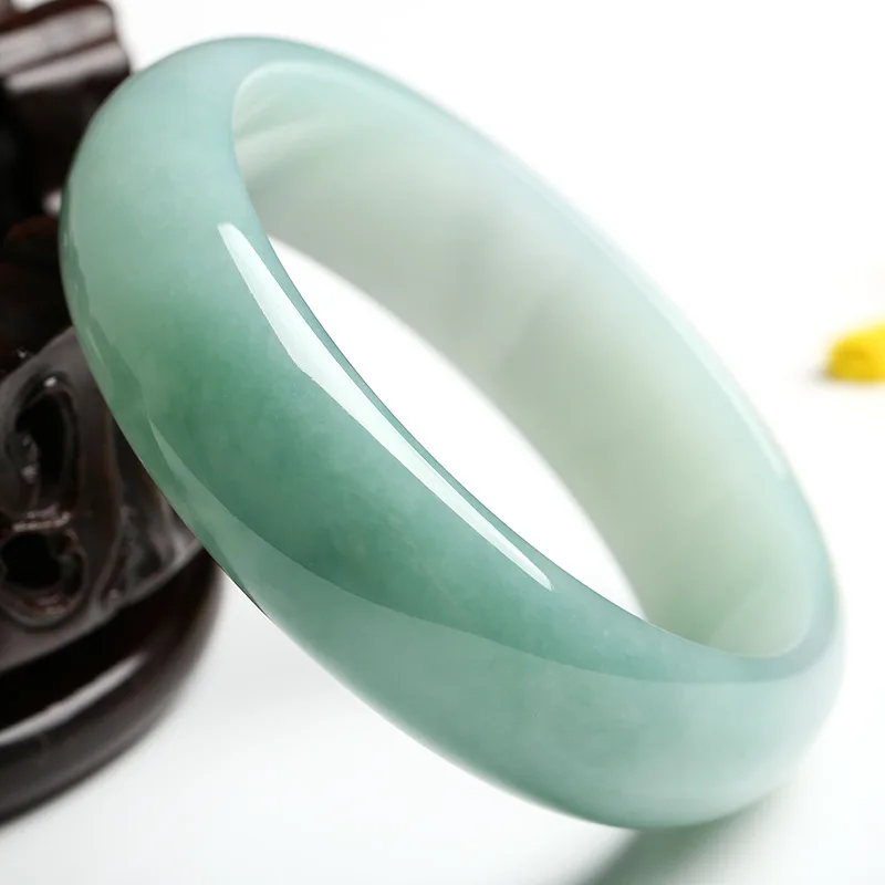 Natural jadeite , emerald , translucent bracelet for women, Burmese old mine ice waxy light green jade