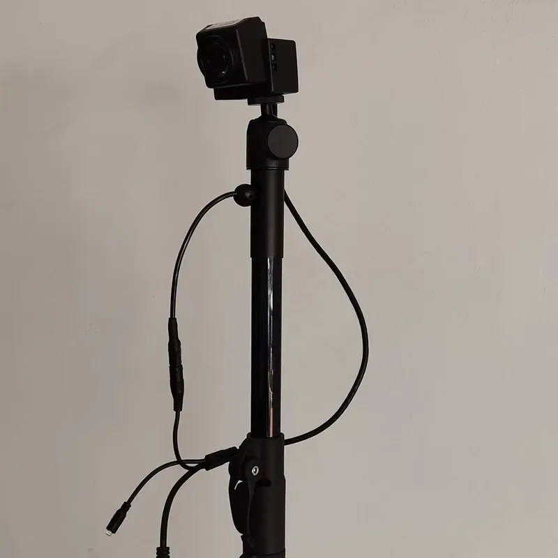 Outdoor Galvanized Support Pole for Road Traffic Counter Vehicle Flow Monitoring Device Mount Column