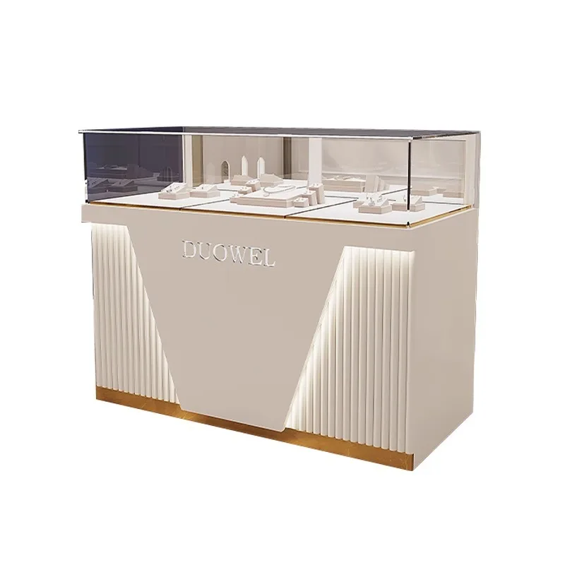 In-Stock Lacquered Jewelry Display Cabinet Stainless Steel Curved Showcase Ultra-Low-Reflective Glass Leat