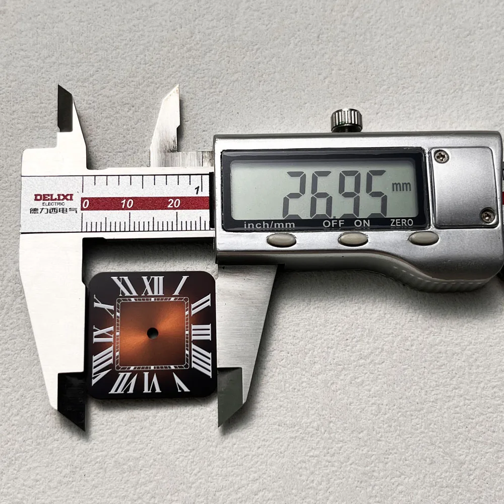 قرص NH35 27 ملم قرص مربع روماني NH35 لعلبة مربعة 38 ملم سانتوش صالح NH35 حركة أوتوماتيكية WSSA0041 WGSA0030 watchmods