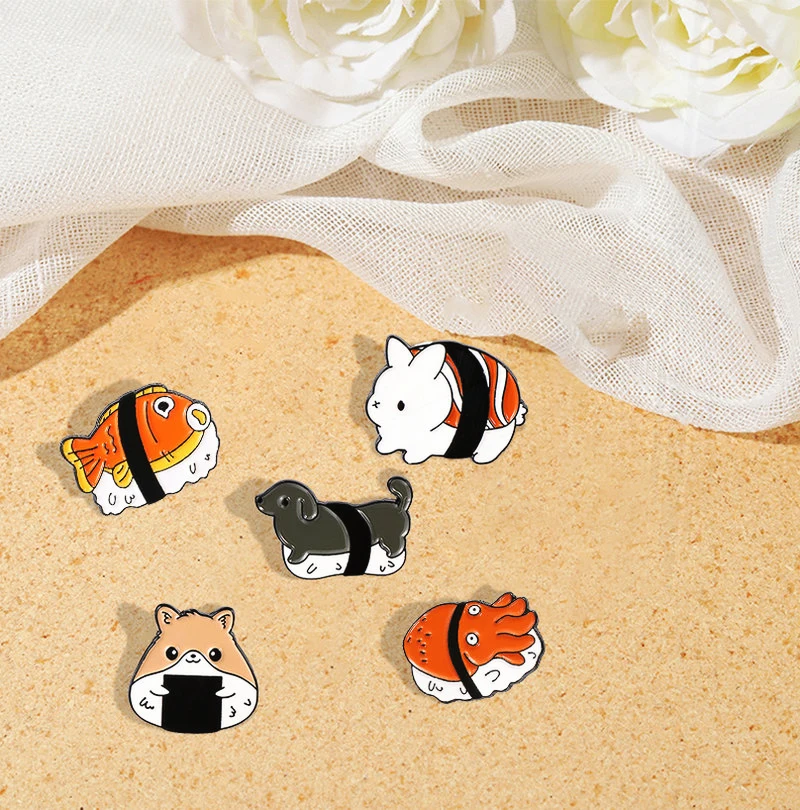 Pin de comida japonesa, insignia de solapa, bolsa de joyería de dibujos animados, regalo para amigos, Sushi, bola de arroz, animales, broche de esmalte personalizado, animalizado