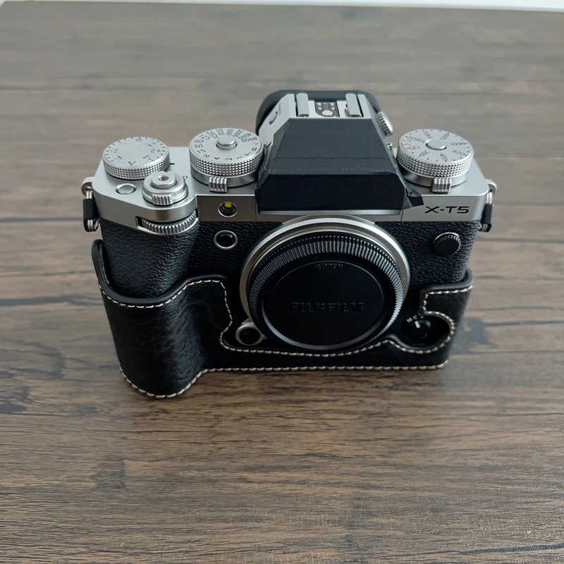 Buffalo Pattern Camera Bag PU Leather Case Half Body Base Protector for Fujifilm Fuji X-T5 XT5 Protective Opening Bottom Cover