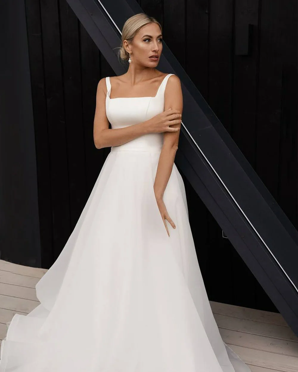 Abito da sposa elegante per donna 2025 A-Line senza spalline aperto sul retro Abito da sposa civile su misura Abito da cerimonia nuziale