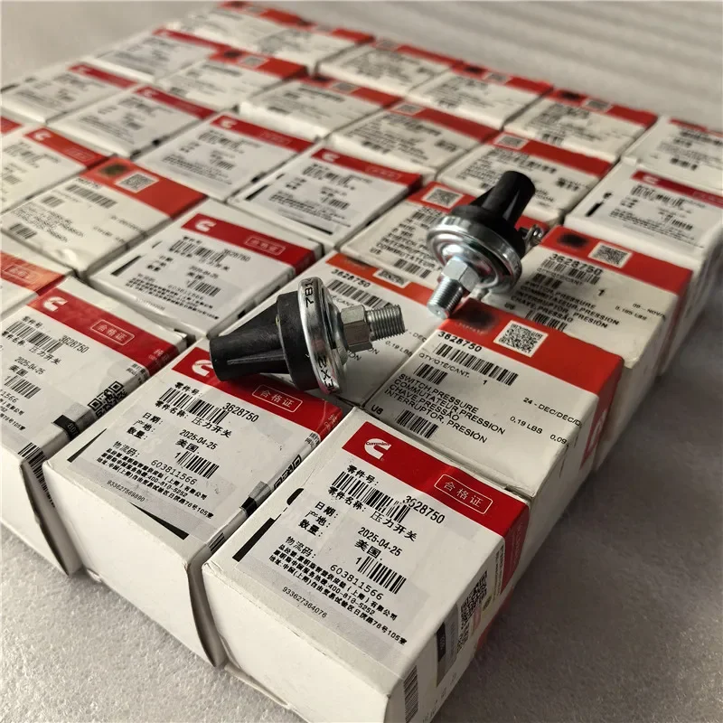 BELAZ 75581 Original QST30 Interruptor de temperatura 3628750 Peças de máquinas de construção Sensor de caminhão de mineração