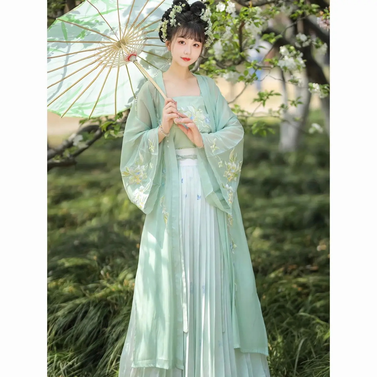 Original New Adult Women Hanfu Set for Spring Summer, Ancient Embroidered Pleated Skirt Chinese Clothes Historical Costume