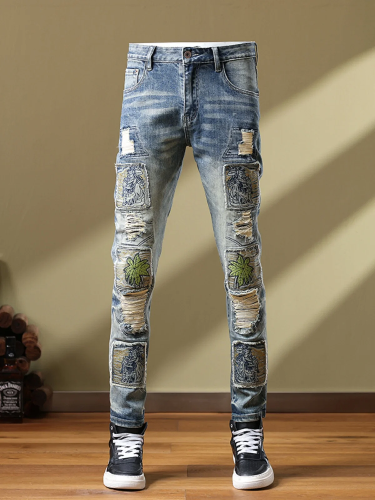 

Мужские джинсы с вышивкой и эффектом потертости, модные, с дырками, из хлопка стрейч, средняя посадка, на молнии, зауженный крой