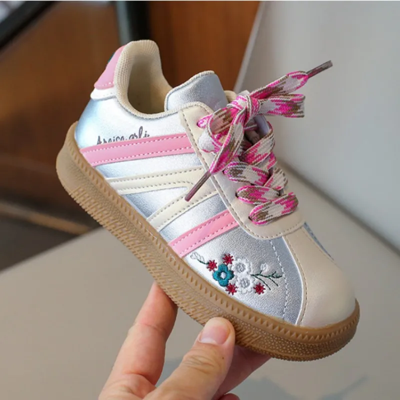 Kids Red  Forrest Gump Board Shoes Autumn 2026 New Boys Girls PU Leather Embroidered  Non Slip Casual Sports Shoes 26-36