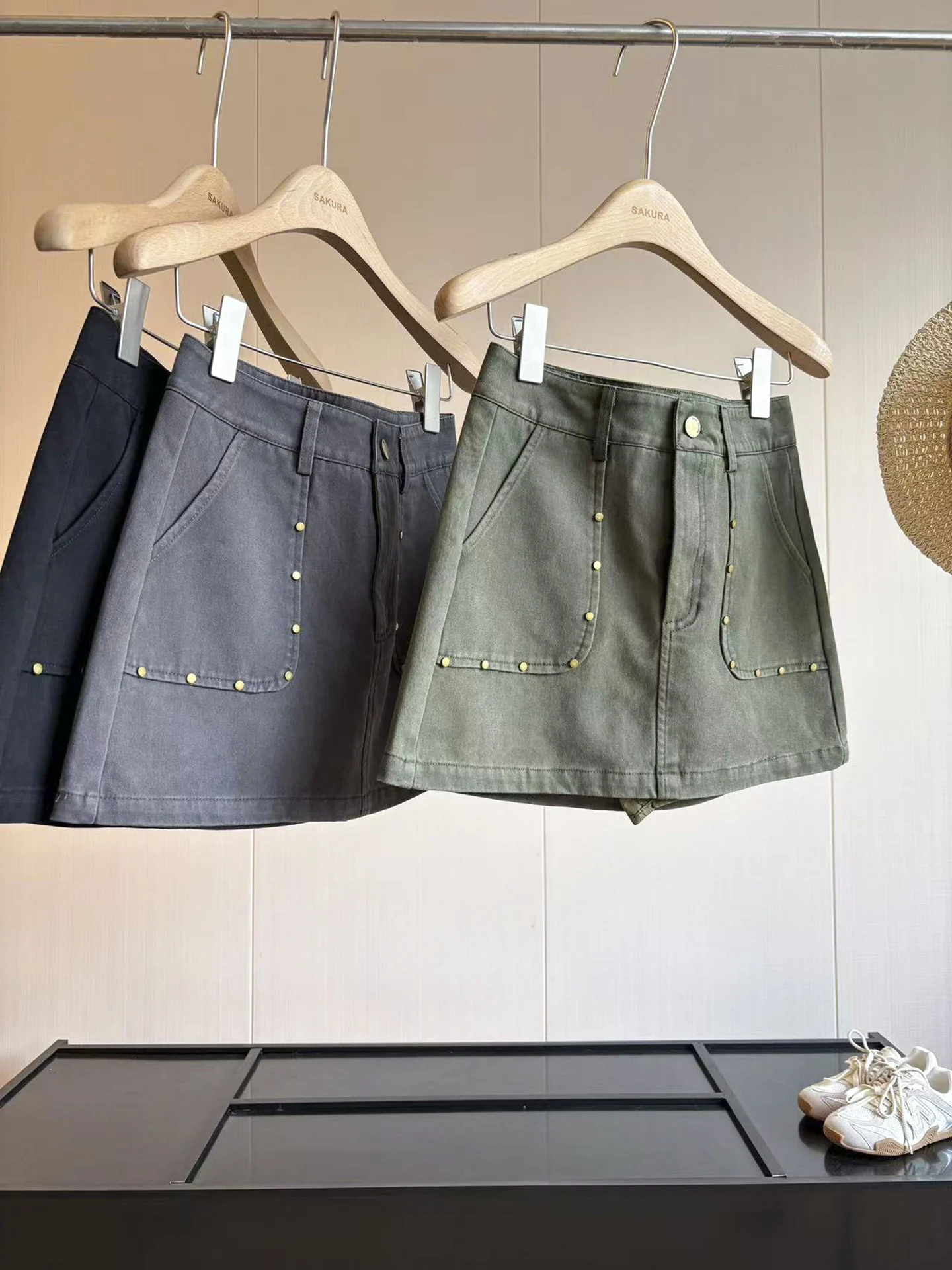 DIYI Heavy Industry Retro Washed Color Brown Grey Denim Anti-Light Short Skirt High Waist A-Line  Skirt for Women Autumn