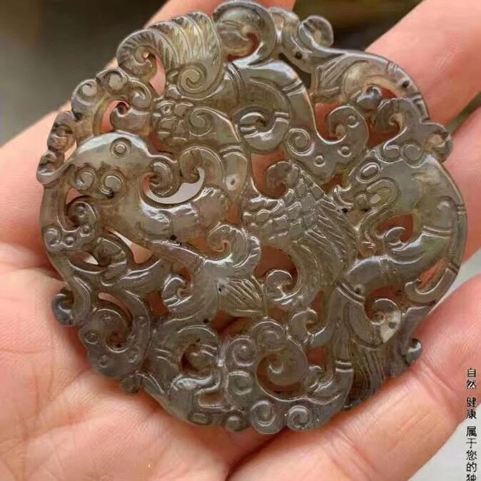 

Jade in Han Dynasty Natural stone carving Handpiece Dong Jade Pendant Old Goods Dragon and Phoenix