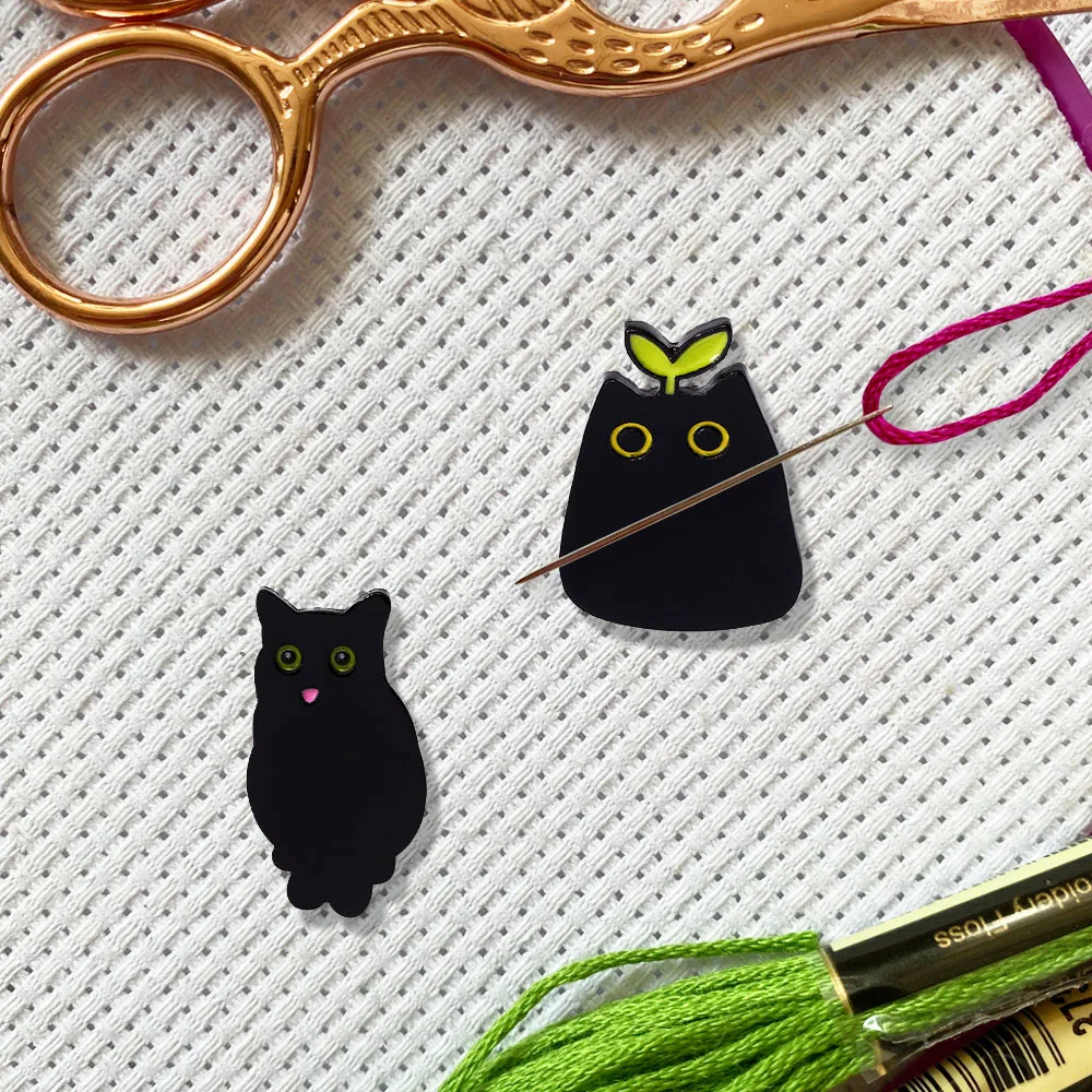 Black Cat Needle Minder for Cross Stitch Sewing Magnet Needle Keeper Magnetic Embroidery Accessories Needle Holders