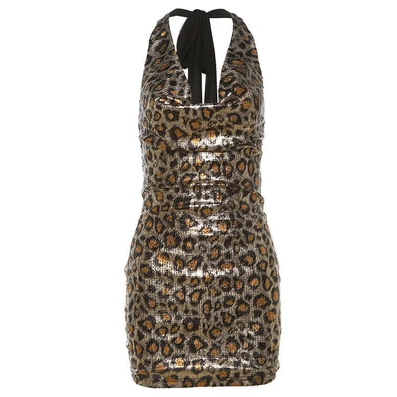 Woti Wei super figure, Dipvi leopard print girl, beautiful back, hollow sexy halterneck wrap hip dress woman