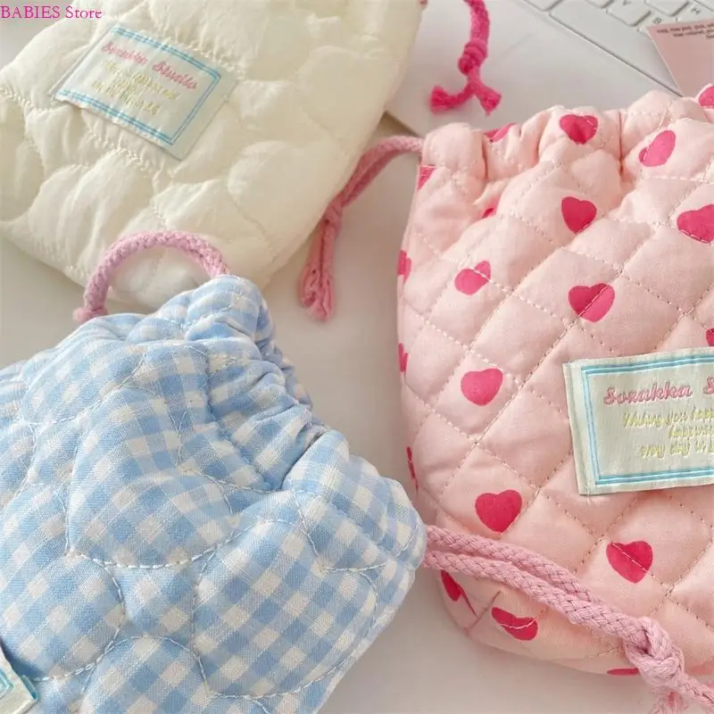 กระเป๋าแต่งหน้า C9GB กระเป๋าห้องน้ำกล้องป้องกันกระเป๋าเครื่องสำอางแบบพกพา Quilted Quilted