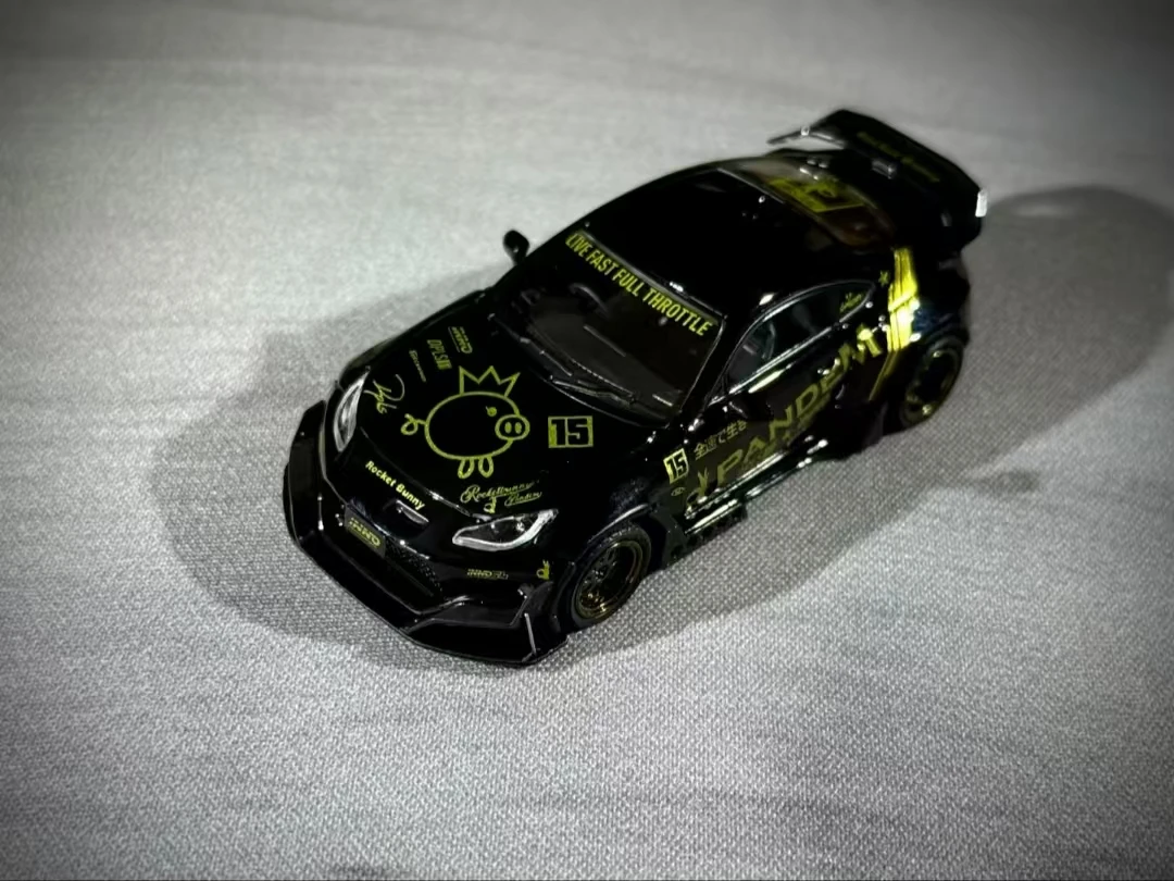 INNO 1:64 Beijing Exhibition Exclusive Toyota GR86 Rocket Rabbit Alloy Model Car, Black