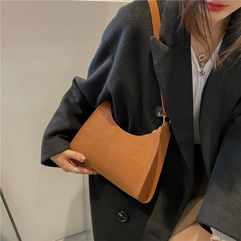 Autumn Casual Daily Women\'s Underarm Bags New Simple Solid Color Commuting Bags Vintage High Quality Shoulder Bags