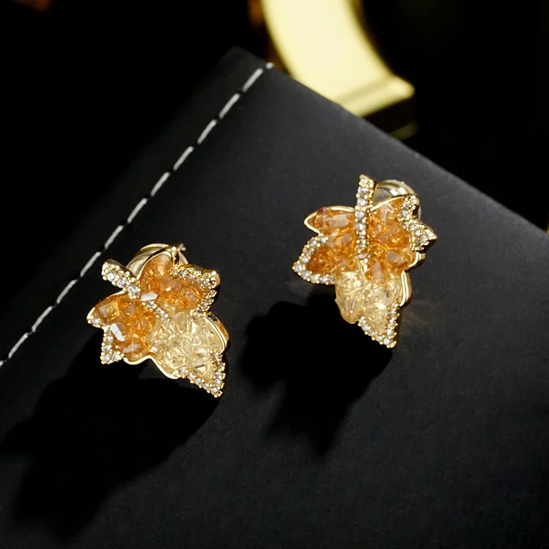 

Vintage fashion classic maple leaf with orange crystal earrings studs for women‘s girl party gift jewlry whosale