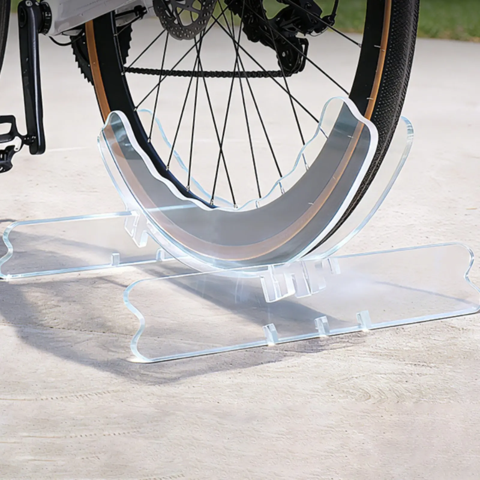 

Acrylic Cycle Parking Rack Space-Saving Acrylic Cycle Stand Transparent Bike Stand Stable Support Floor Bike Holder Space-Saving