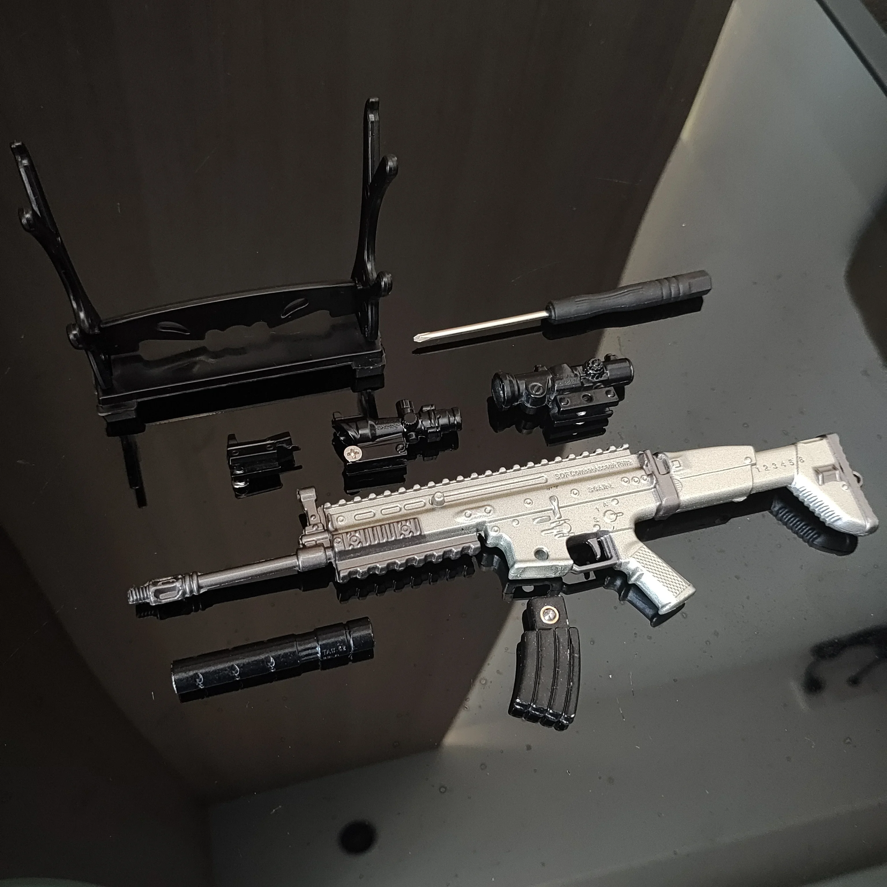 20cm liga rifle modelo cacho brinquedo arma brinquedo decoração para casa artesanato cs táticas adultas ornamento de mesa coleção presente para meninos