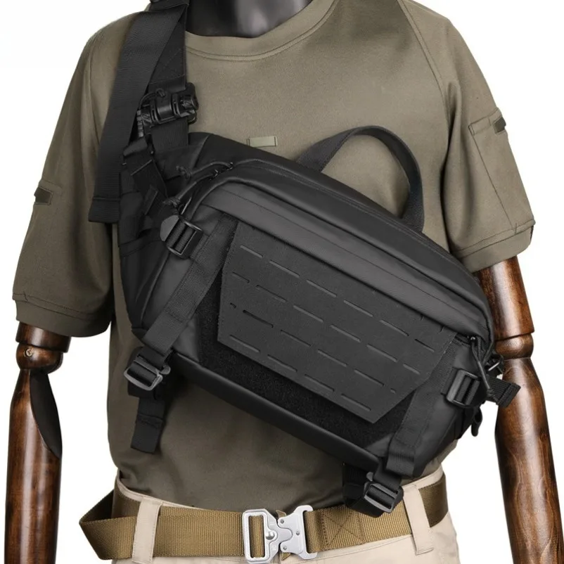 New military fan outdoor fanny pack messenger bag functional tactical breast bag multi-functional wear-resistant satchel spot