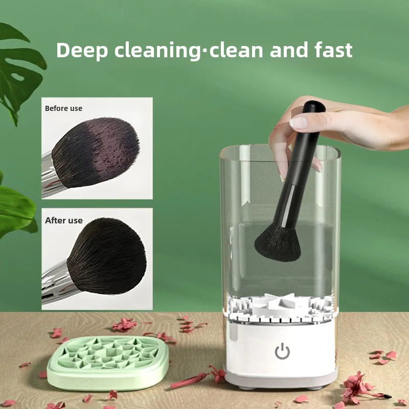 Makeup brush automatic cleaning machine