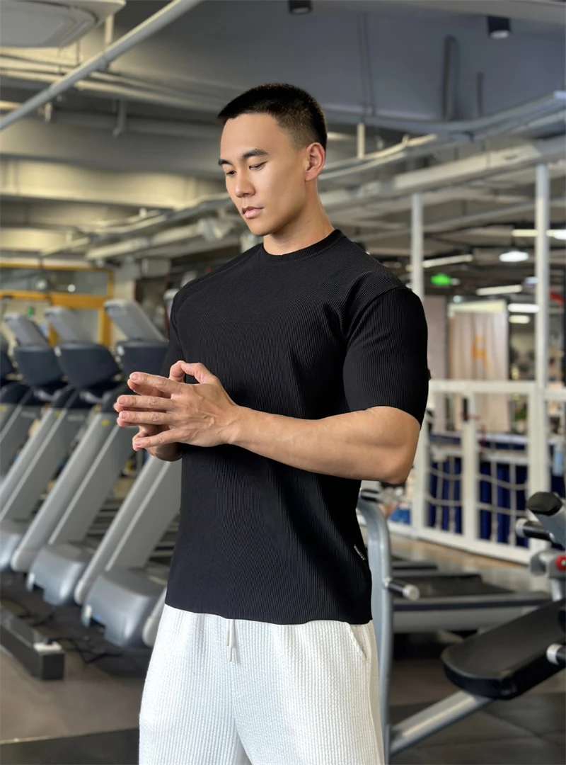 Gym exercise fitness elastic sportswear solid color casual street clothing outdoor round neck short sleeve T-shirt men's top