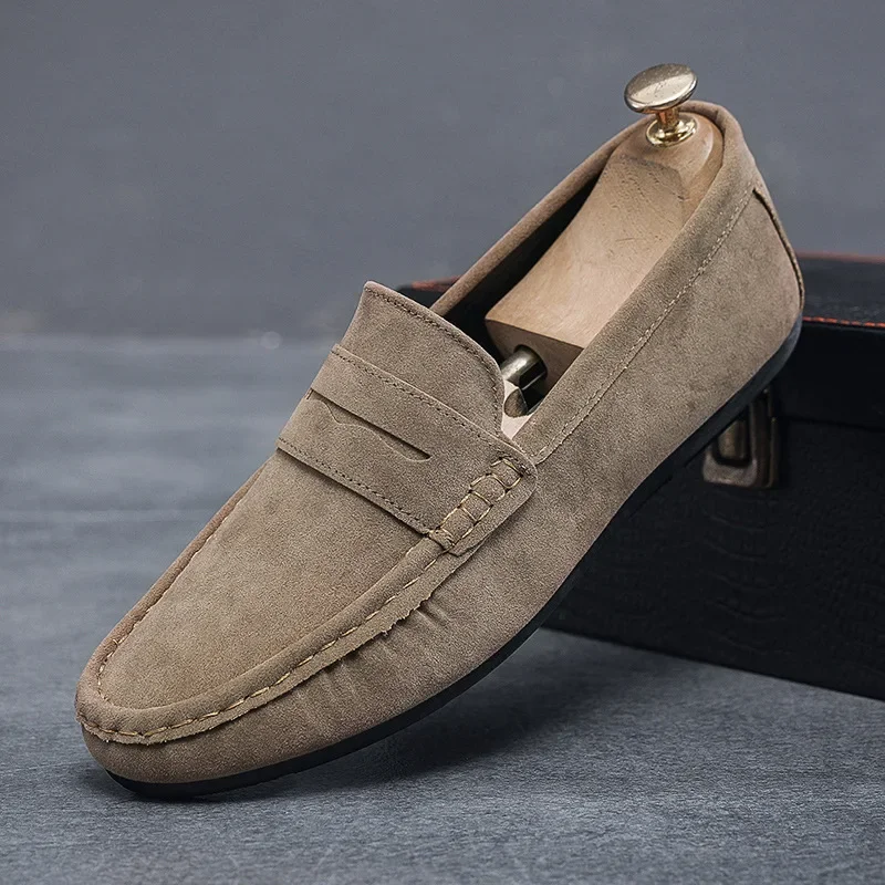 Mocasines de cuero genuino de alta calidad para hombre, zapatos planos ligeros para conducir, gran oferta, primavera y verano, 2024