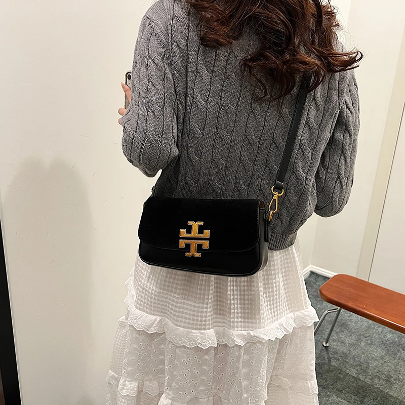 

Minimalist Ladies Shoulder Bag Soft Pu Leather Bag Compact Design Handbag for Date Night