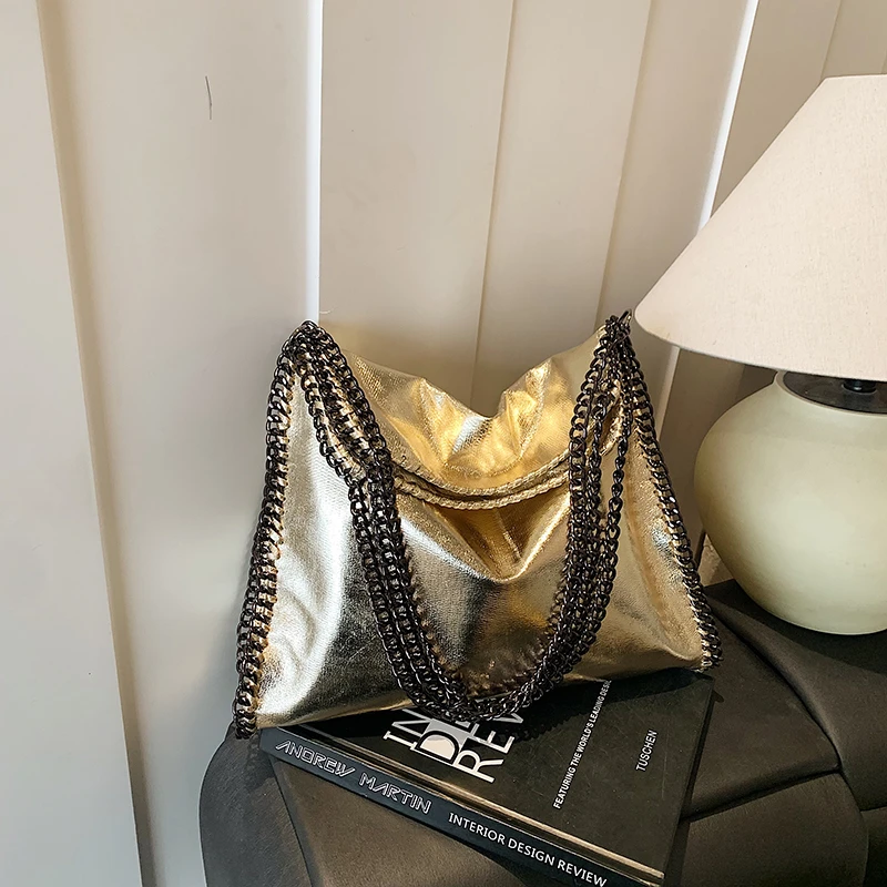 

2026 New Arrival Women's Metallic Color Tote Bag Fashion Chain Shoulder Bag Large Capacity Foldable Commuter Handbag for Ladies