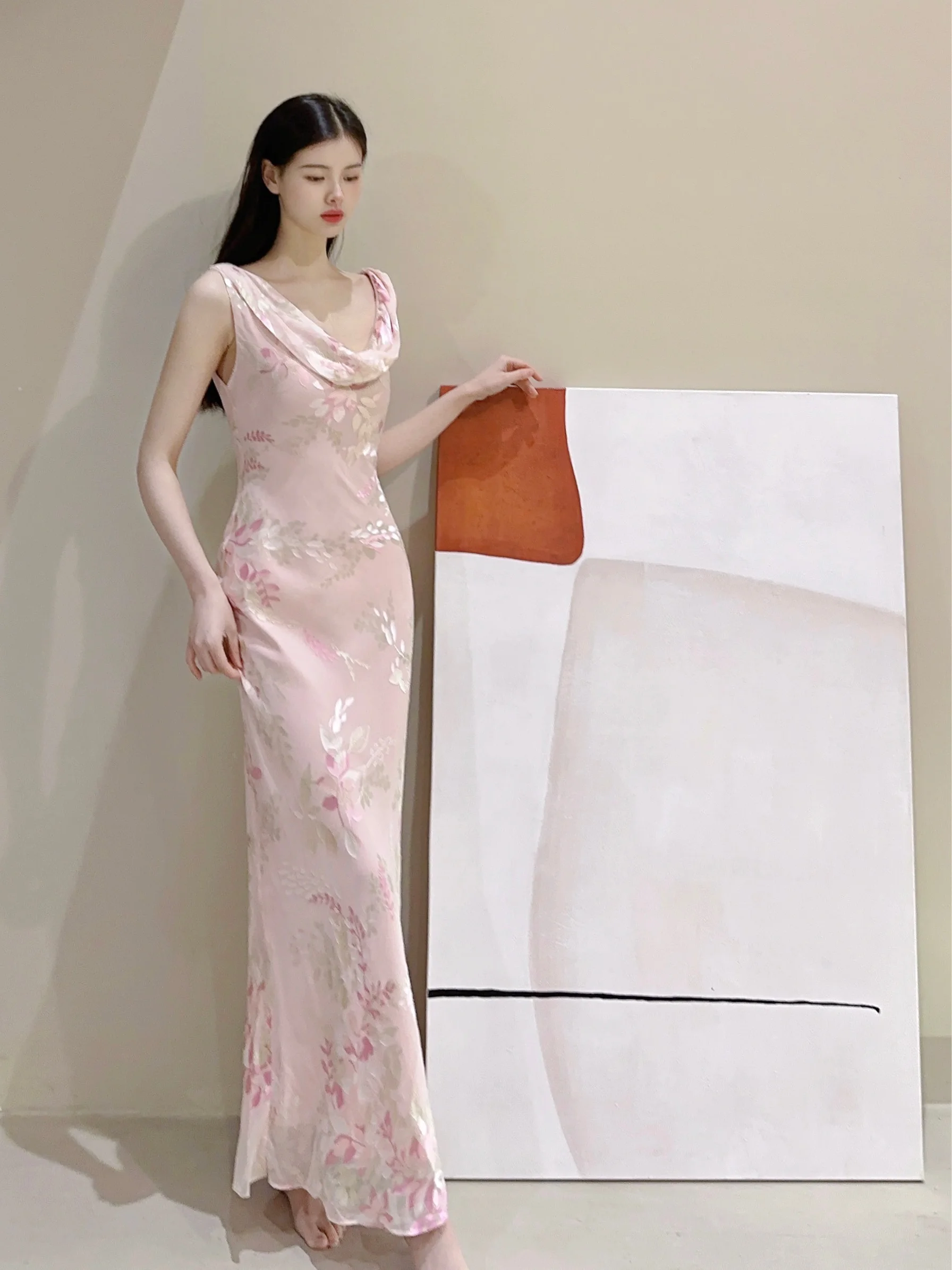 

Вечернее платье Ele с вышивкой, новый дизайн, приталенное, с эффектом стройности, длинное, для женщин, с завышенной талией, без рукавов, лето 2023