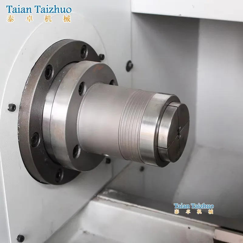 مخرطة معدنية تعمل مع وحدة تحكم GSK CNC Ck6130