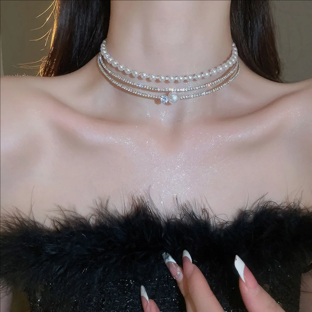 

Luxurious Elegant Choker Collarbone Chain Necklace Crystal-encrusted Ultra-glittering Multi-layer Pearls Fashionable Jewelry