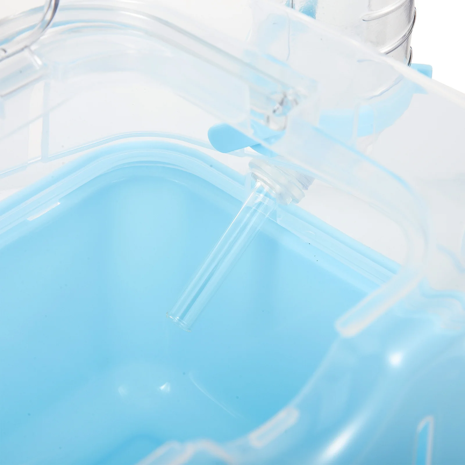 

Travel Hamster Carrier Spacious Transparent Plastic Cage for Small Animals Portable Pet Container for Shopping Hiking Outings