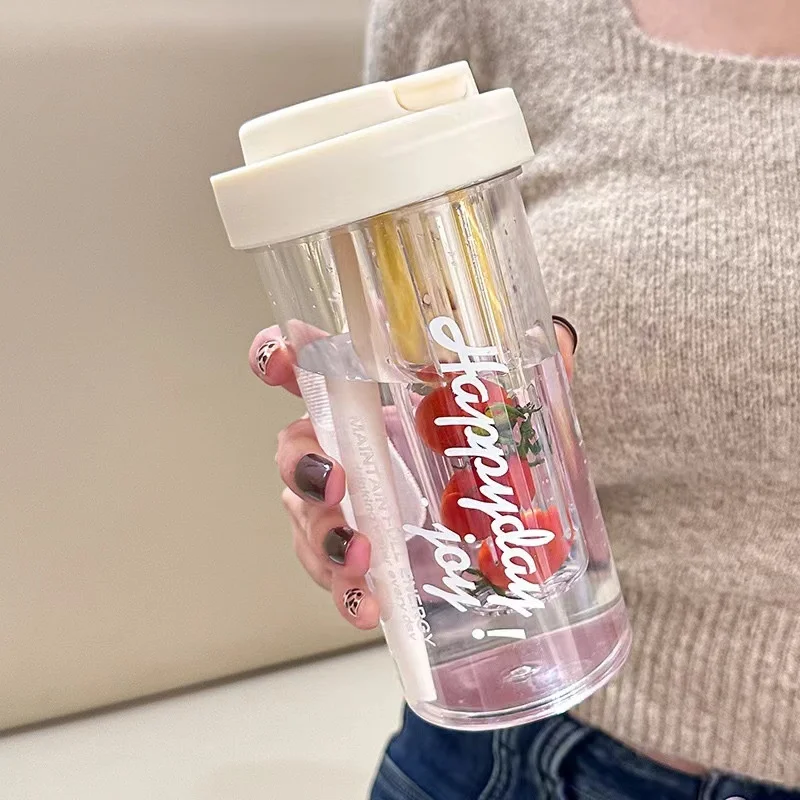 Bouteille d'eau de sport de 600Ml avec séparateur de thé, tasse d'eau de qualité alimentaire, tasse de thé féminine avec paille, tasse d'eau Portable d'été, nouveau 2025