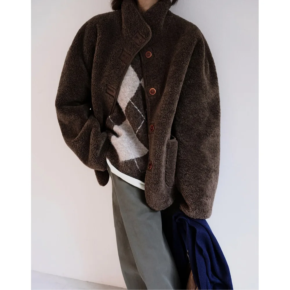 Jaet de piel de cordero para mujer, ropa de abrigo informal con diseño de un solo botón y cuello levantado, estilo callejero, coreano, para primavera, Otoño e Invierno