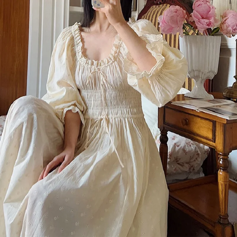High Quality Vintage Soft Pure Cotton Long Nightgowns For Women Long Sleeve Elegant Embroiedry Comfortable Loose Night Dress