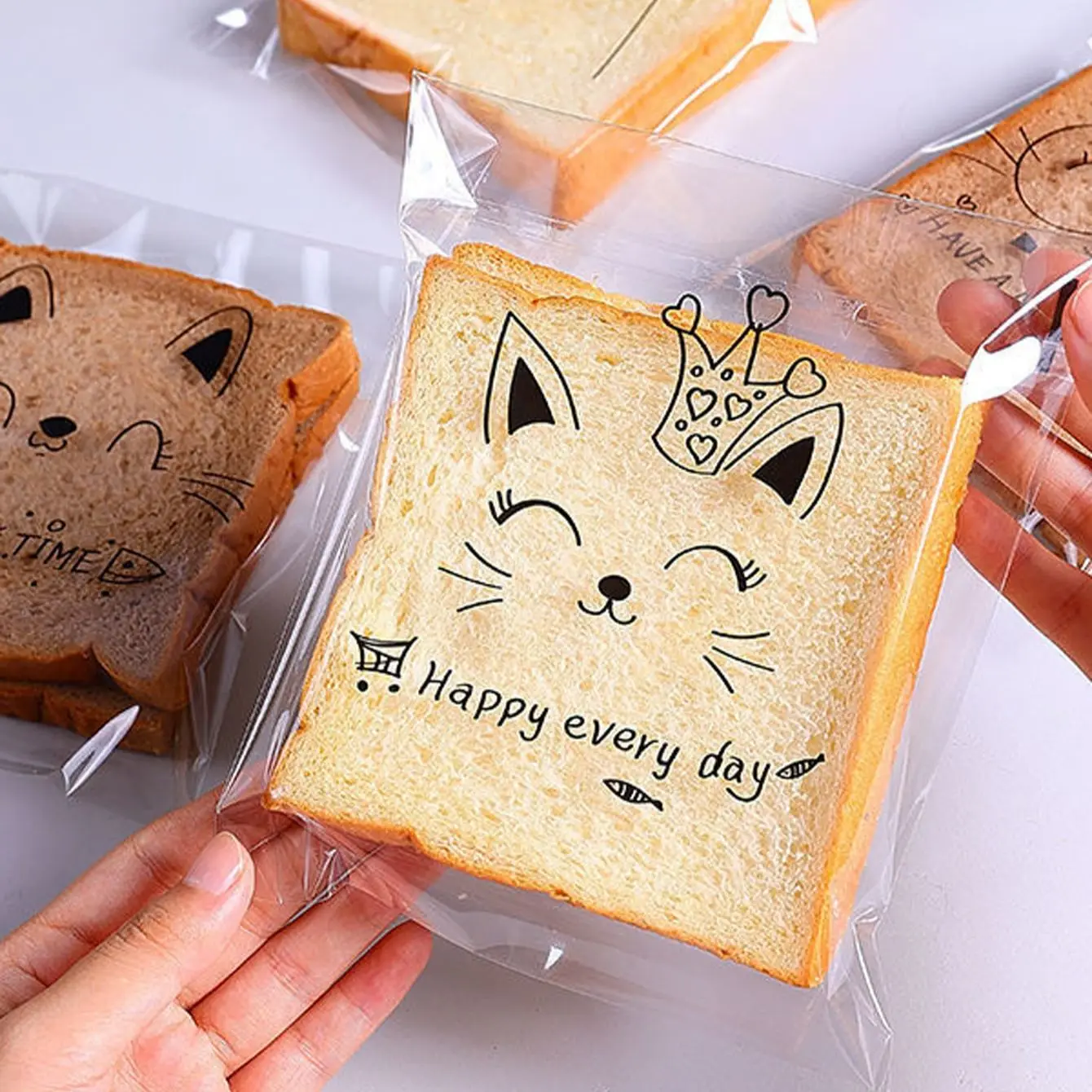 100PCS Transparent Self-adhesive Candy Gift Bags Cute Bunny Cat Bear Animal Bread Toast Cookies Baking Packaging Bag Supplies